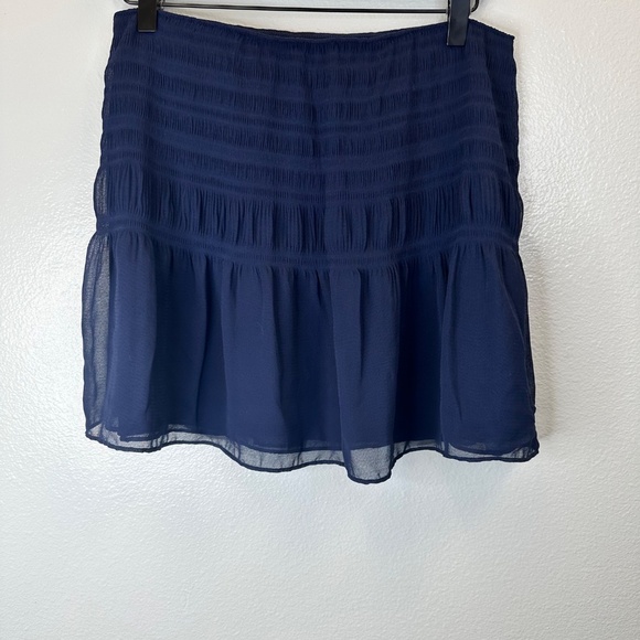 Diane Von Furstenberg Navy Blue Chiffon Flare Skirt size 4 Y2K | Mermaidcore - Picture 2 of 7